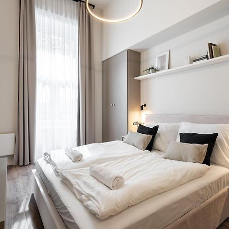 D54 Boutique Apartments Best Location By Bqa Будапеща Екстериор снимка