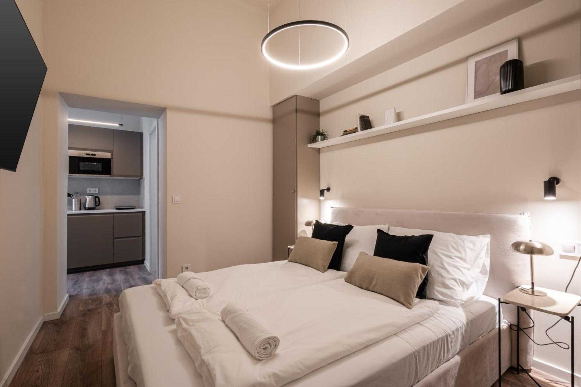 D54 Boutique Apartments Best Location By Bqa Будапеща Екстериор снимка